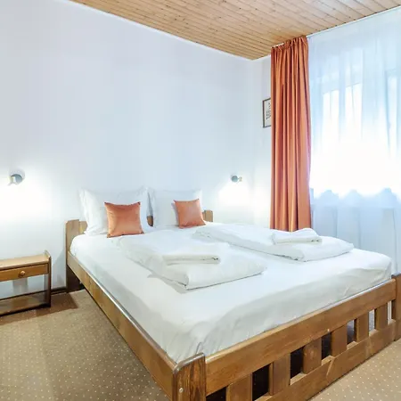 7 Crai - Craiul Crailor Bed and breakfast *